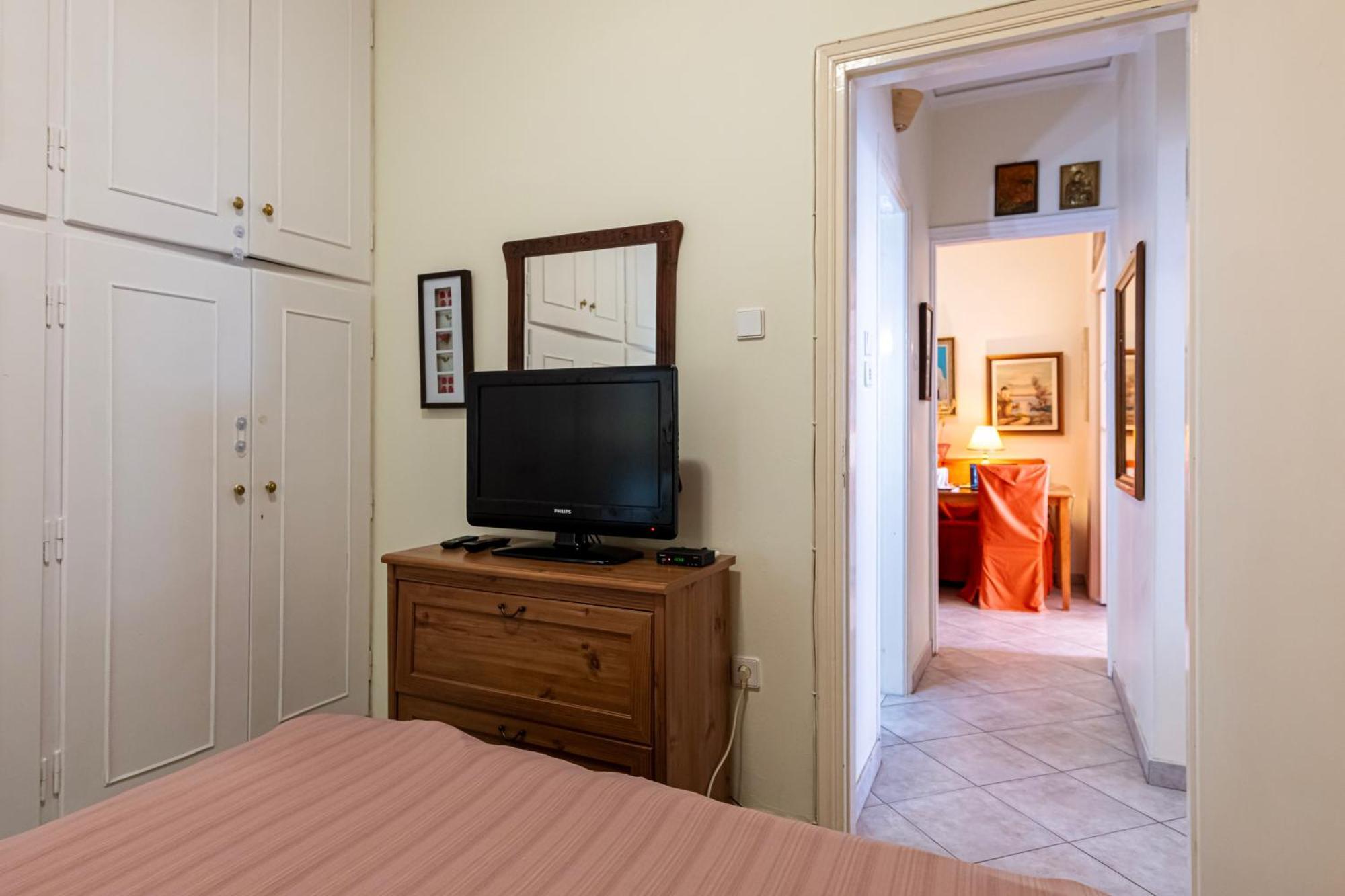Sea View Apartment 100M From The Beach Saronida Exterior foto
